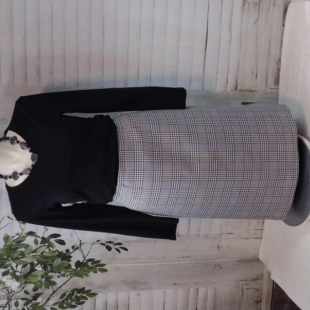 Jones Studio Herringbone Black and White Midi Skirt Size 14